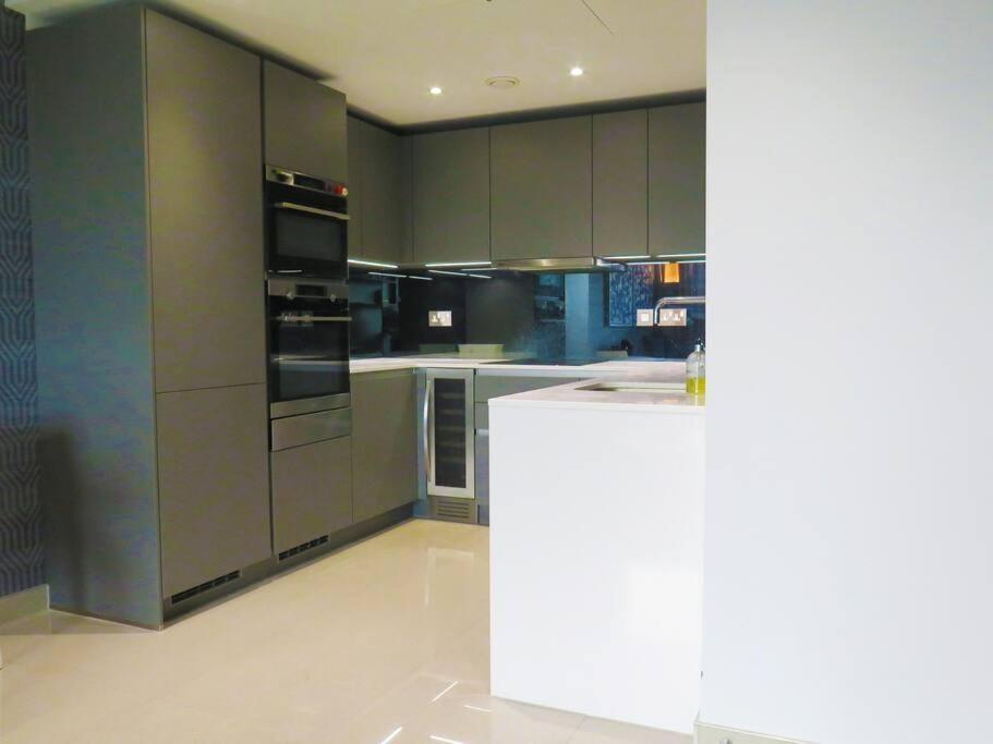 Club White London Bridge One Bedroom Apartment Ngoại thất bức ảnh